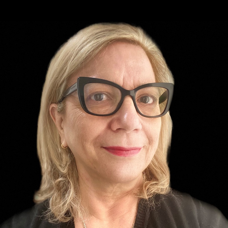 Ofélia Q. F. Araújo